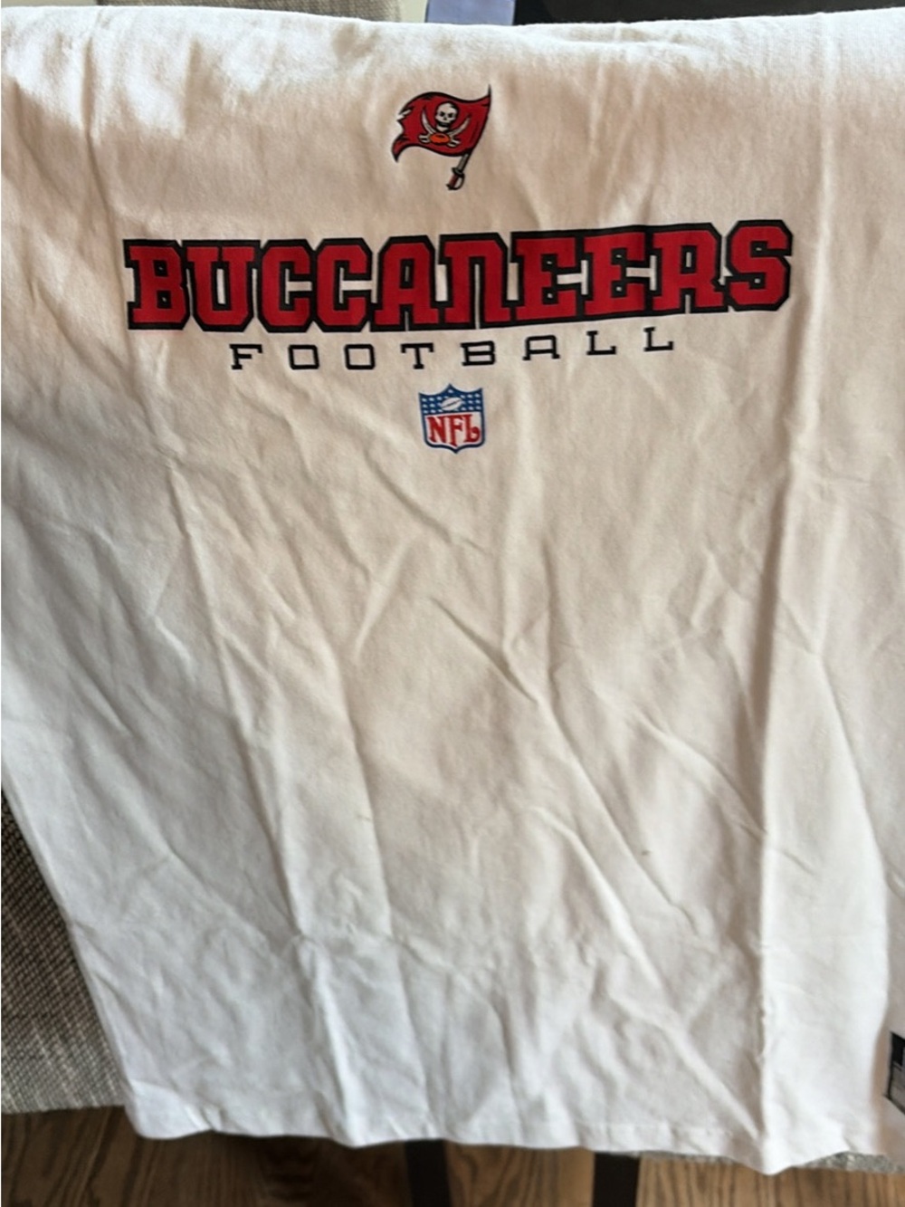 Buccaneers Football Graphic Tee xl